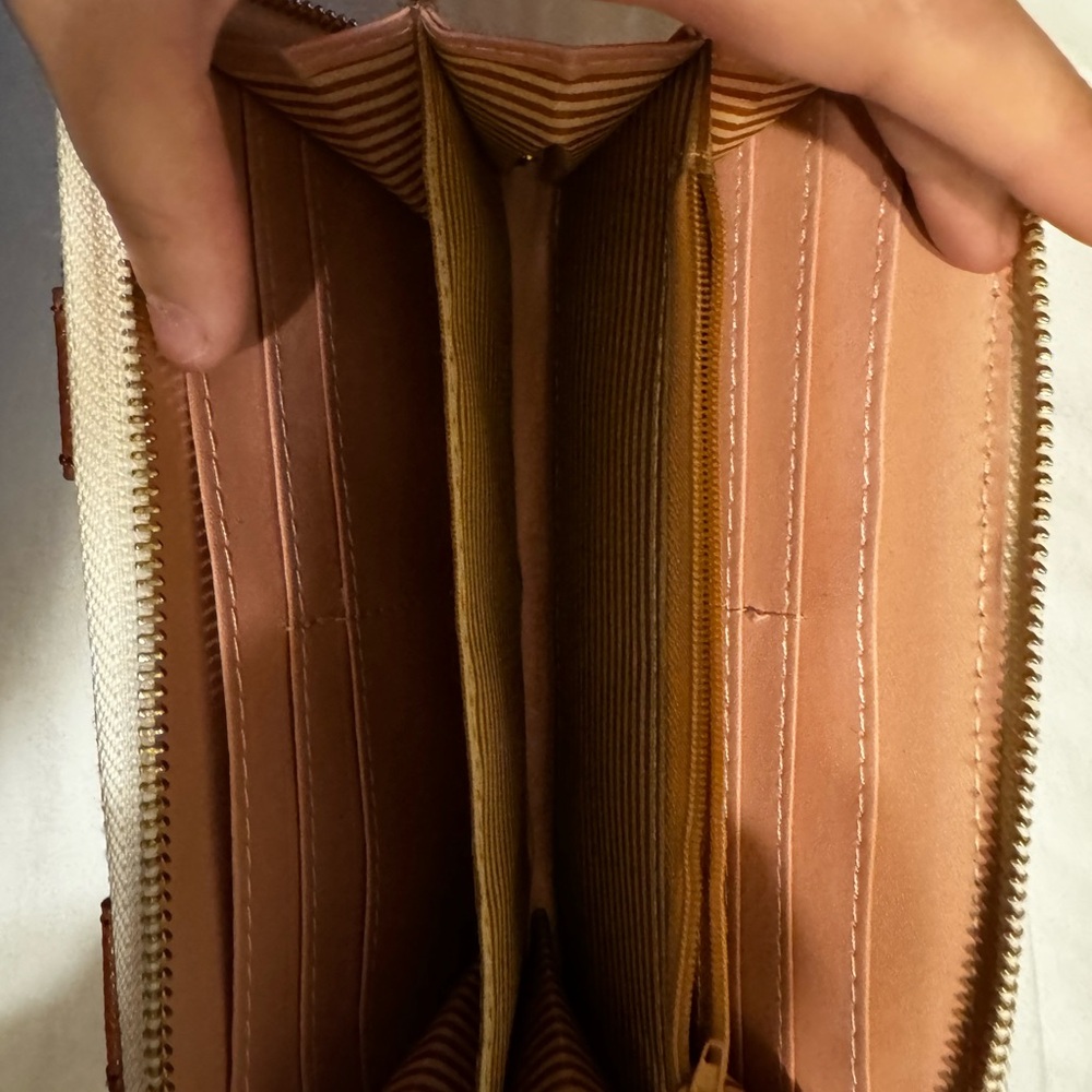 Wrangler wallet